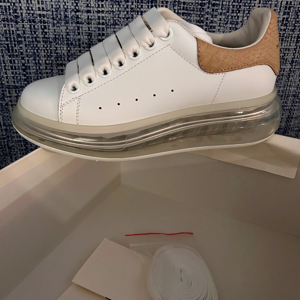 Alexander McQueen, 35.5, white/copper